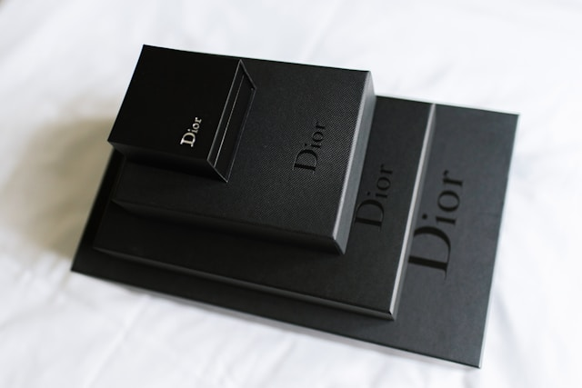 luxury gift for employees.png